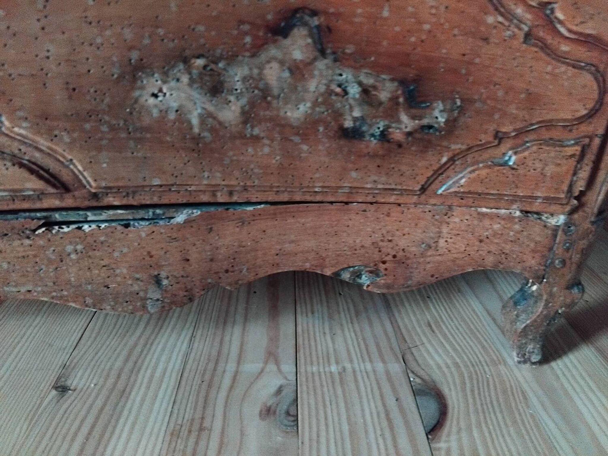 Ancienne Commode Style Louis XV