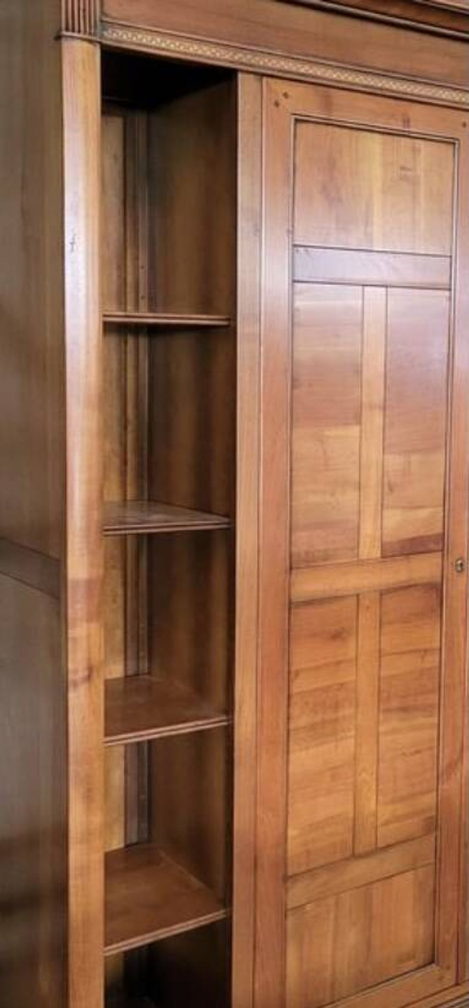 Armoire en merisier