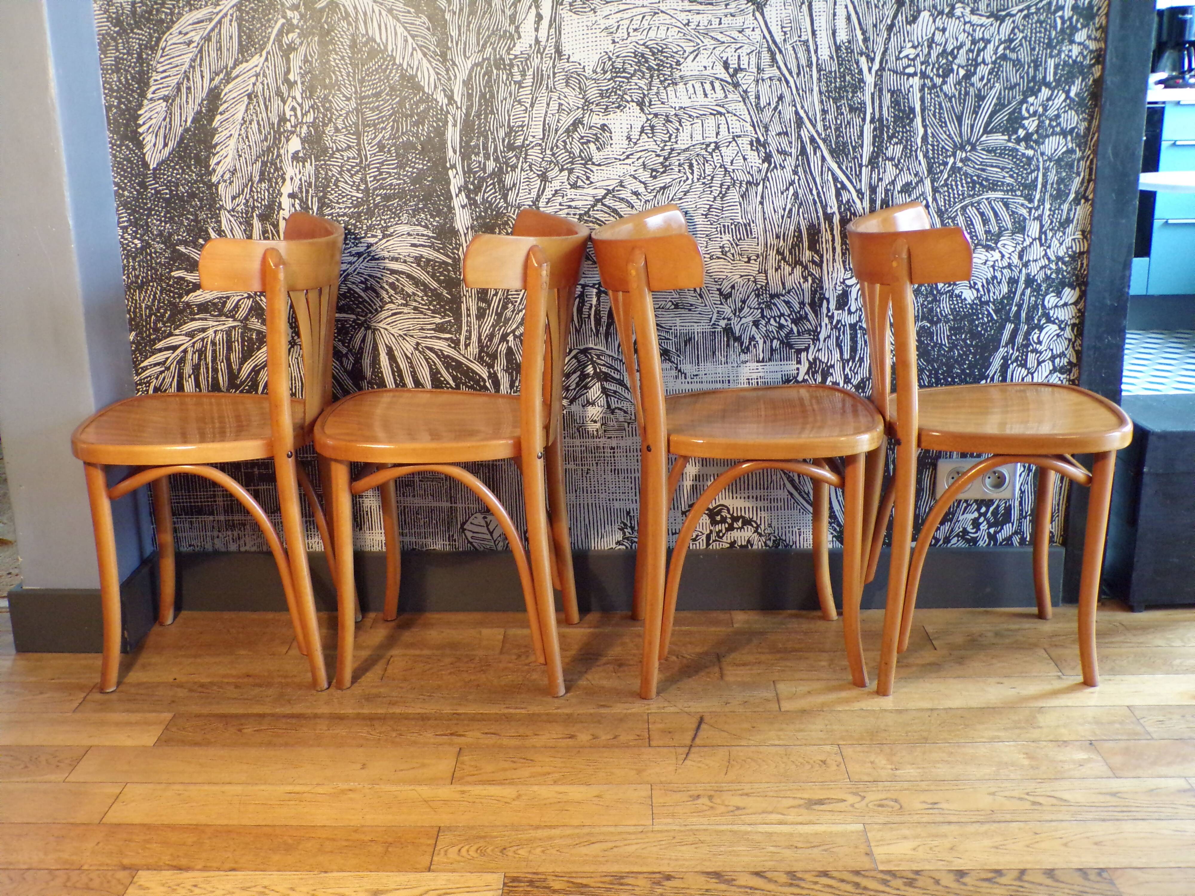 Set of 4 curved wooden bistro chairs