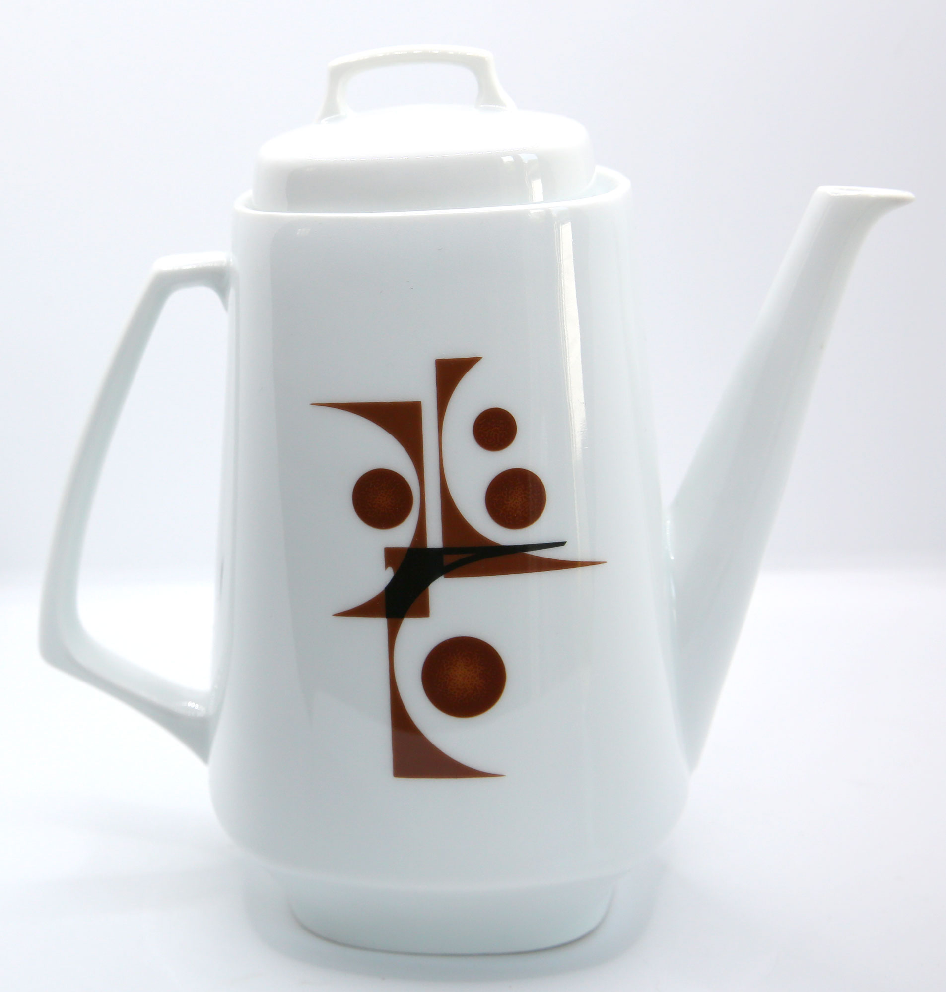 Seventies coffee maker in Sologne porcelain