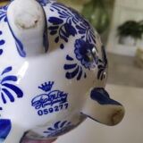 Delft tulip vase