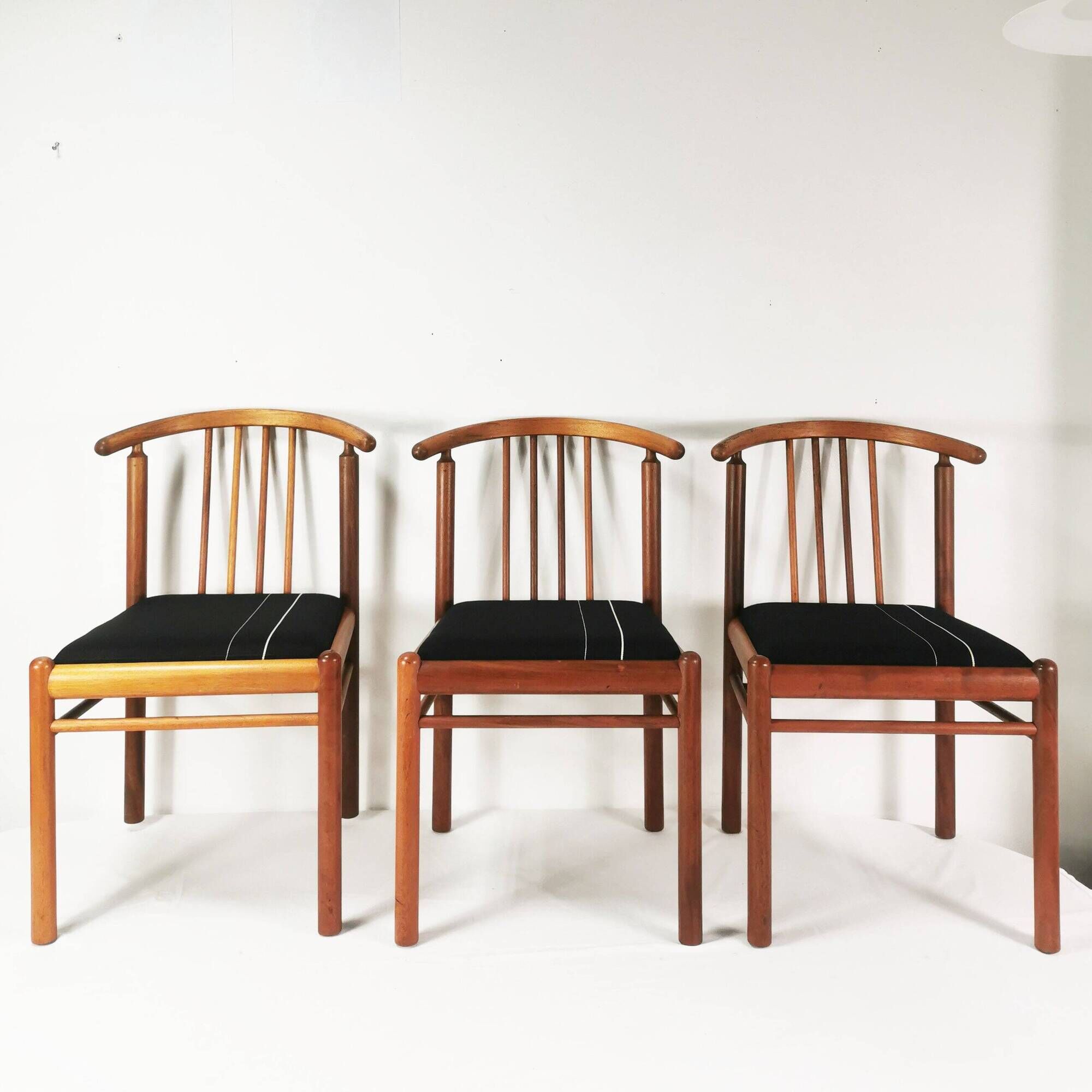 Ensemble de 6 chaises en teck, style Mid-Century, Danemark, années 1970.