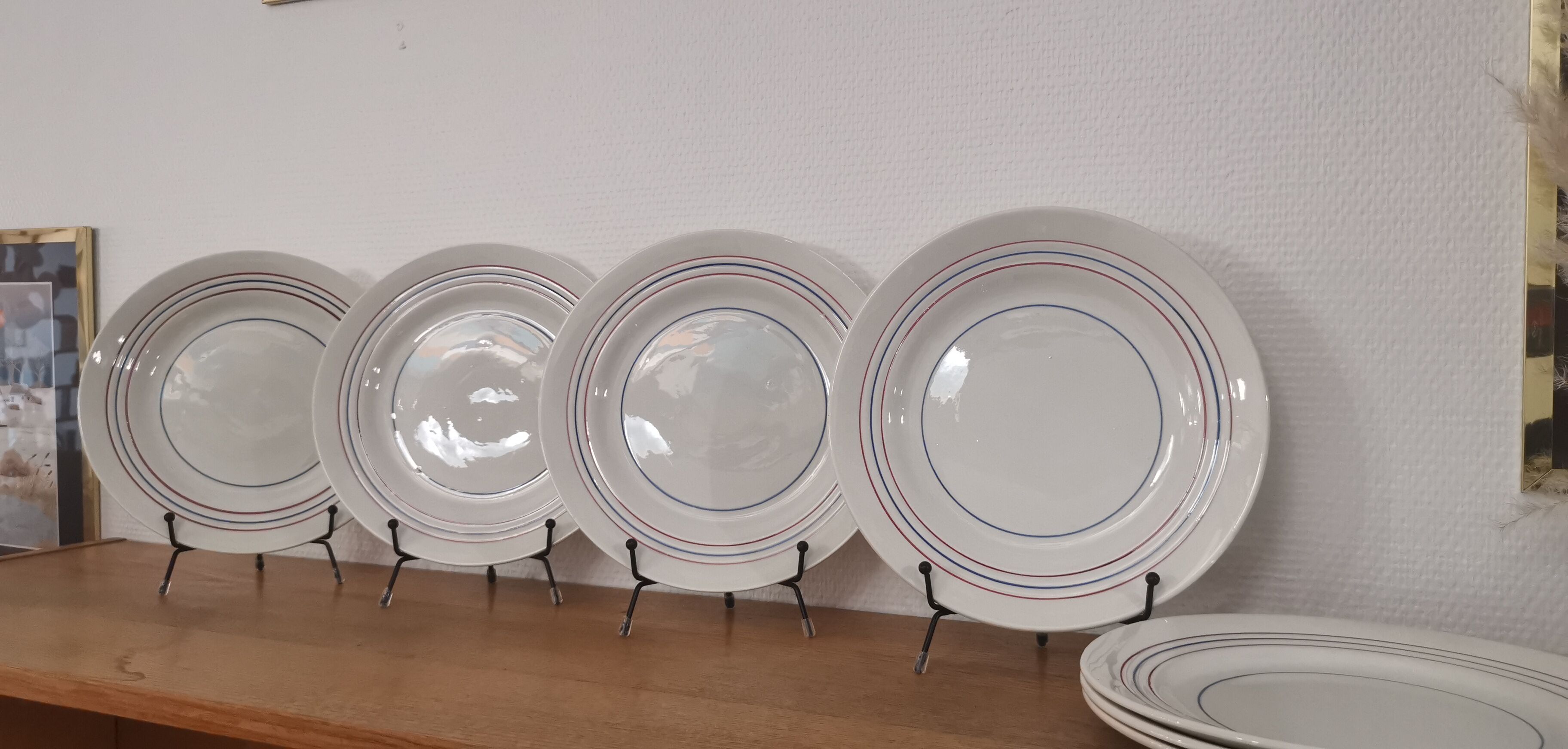 Set of 7 flat plates CERANORD St AMAND décor blue and red lines French Antique
