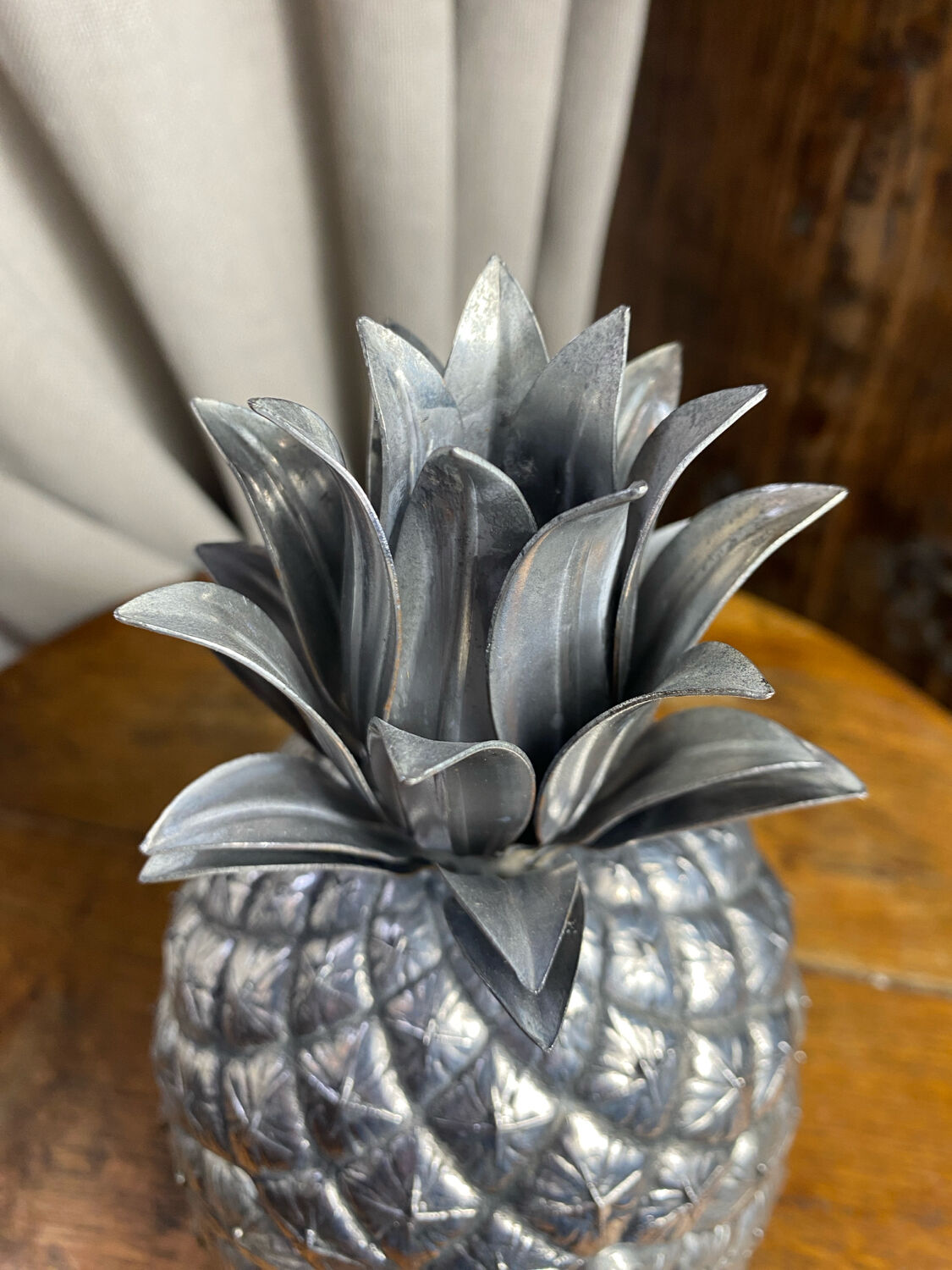 Pineapple-shaped ice bucket by Mauro Manetti, 1960.