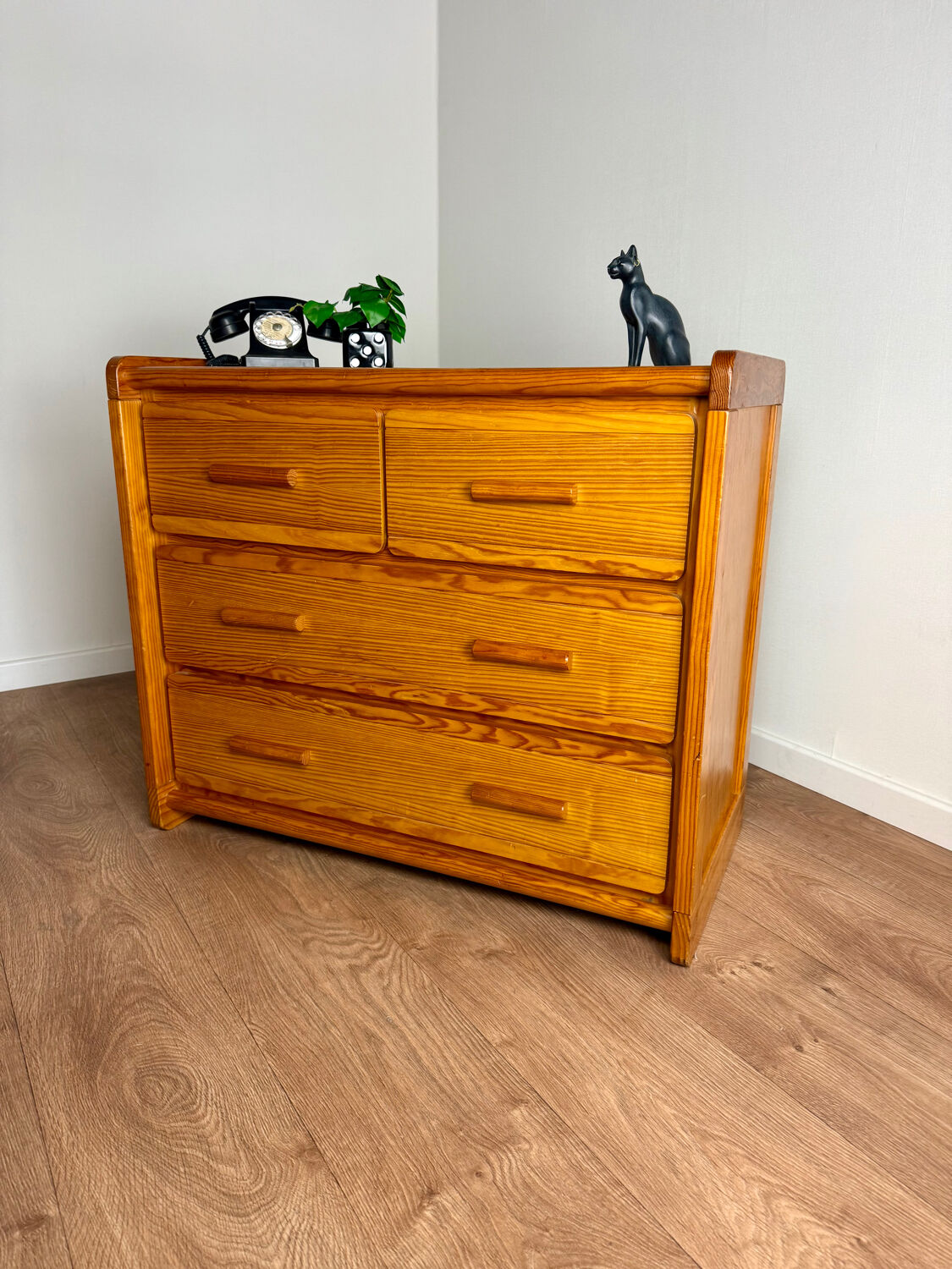Gauthier Maison chest of drawers in solid pine, 1980s