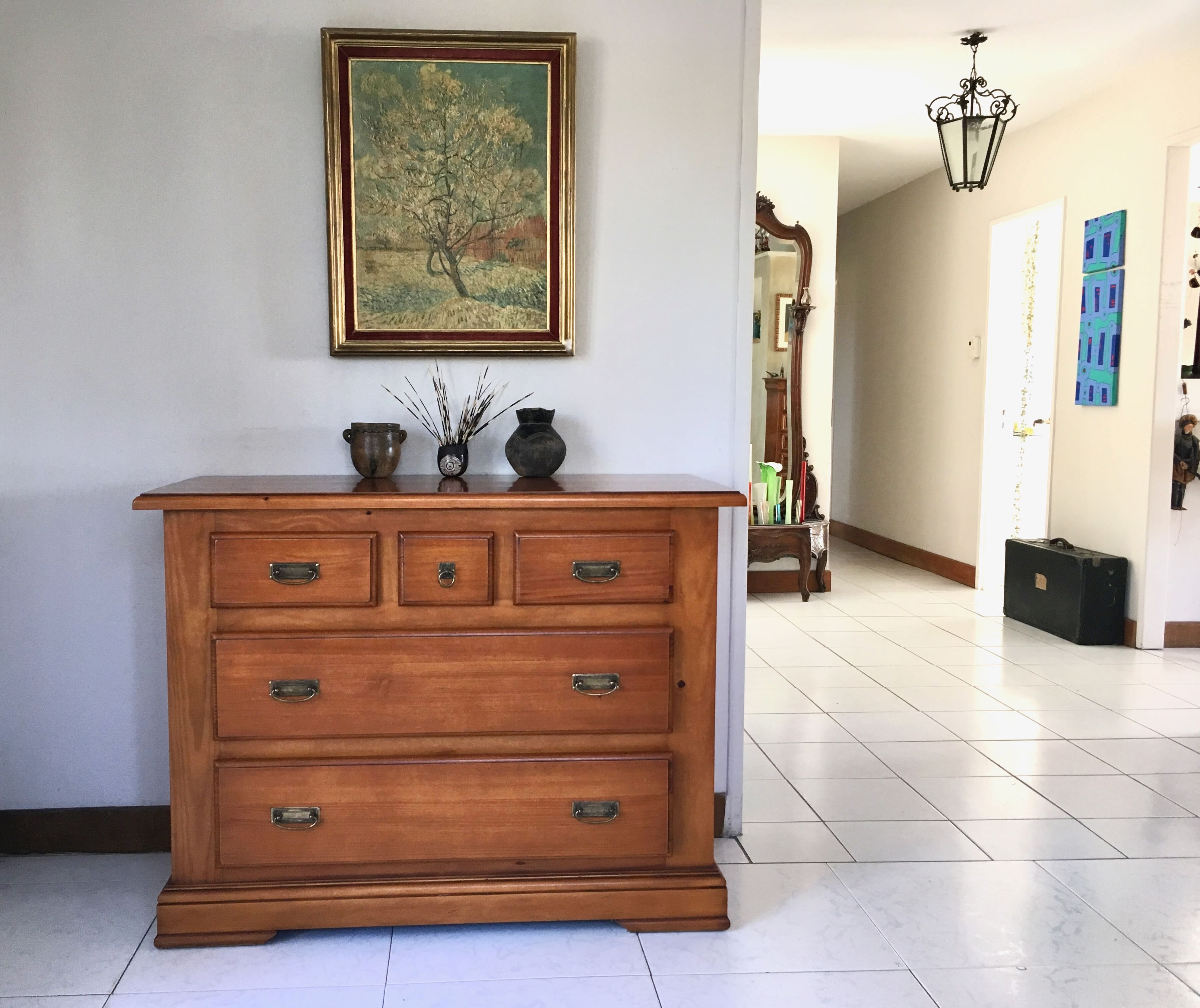 Cherry chest of drawers 5 drawers