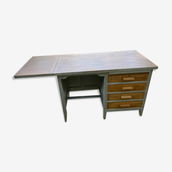 Children's desk in wood, patinated gray