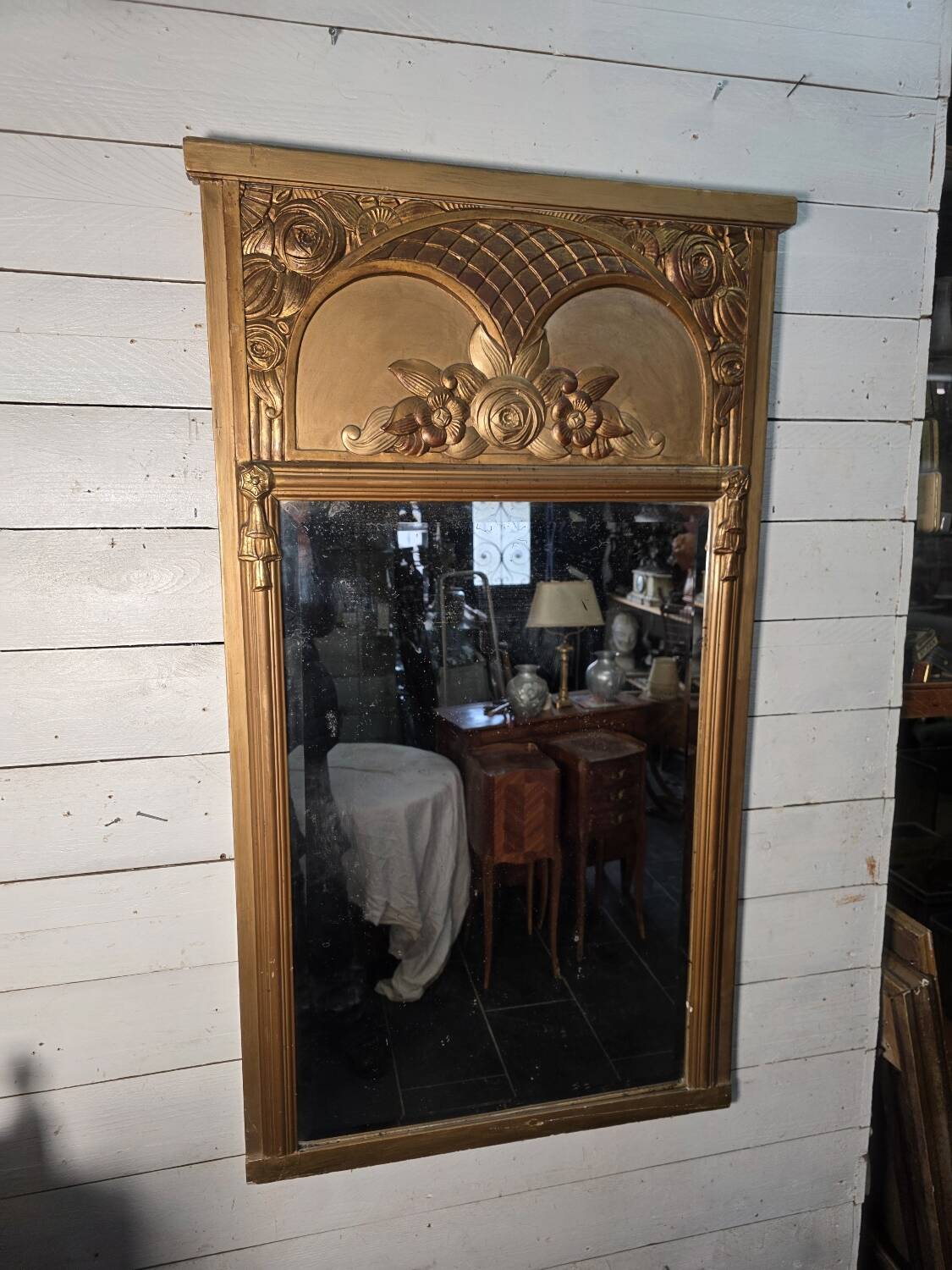 Miroir Art Déco doré années 1930 , miroir biseauté ,131cm de H