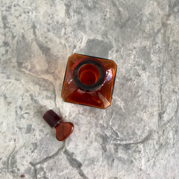 Amber apothecary flask