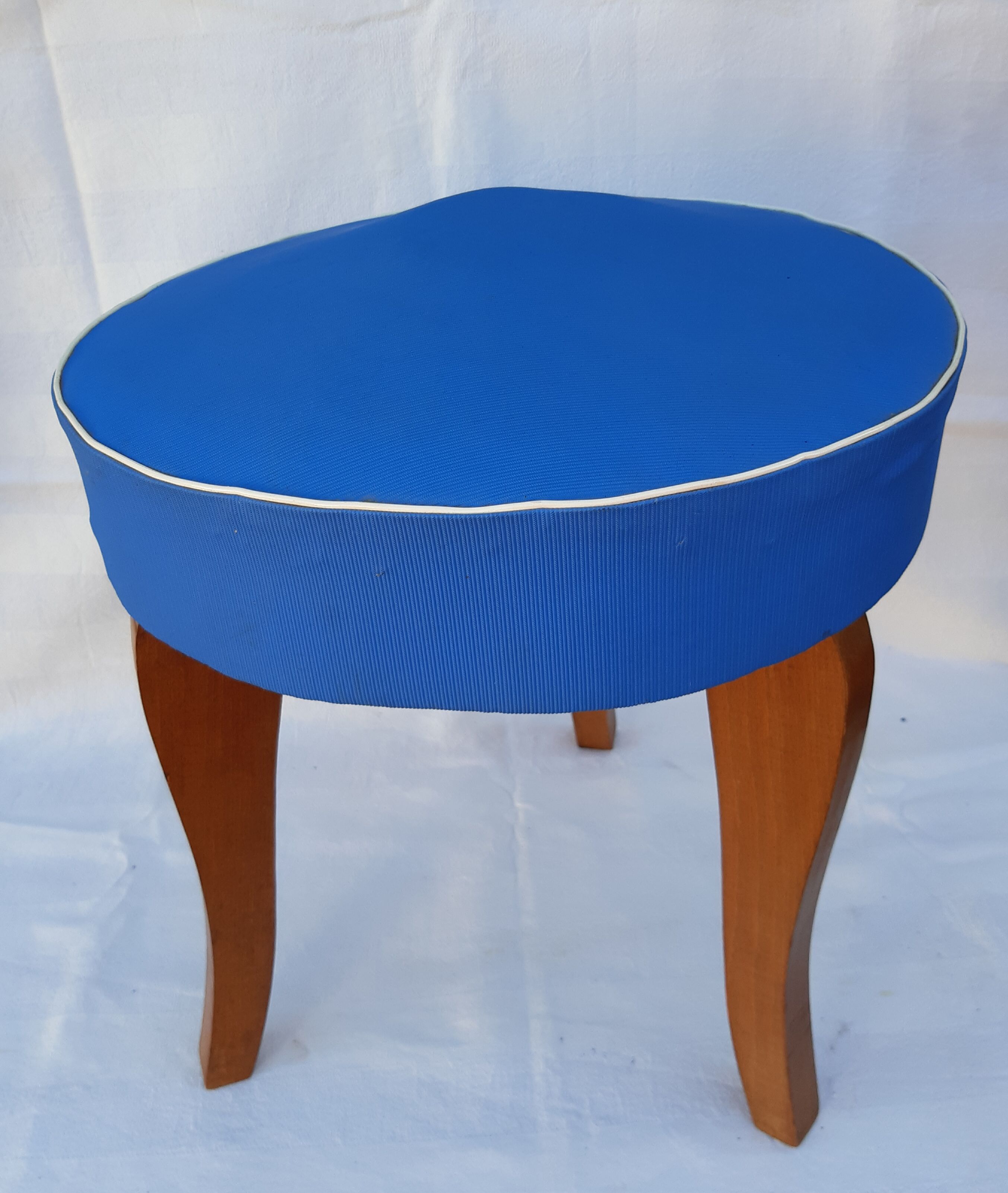 Vintage tripod tab 1950/1960