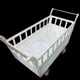 “Old-fashioned” pram