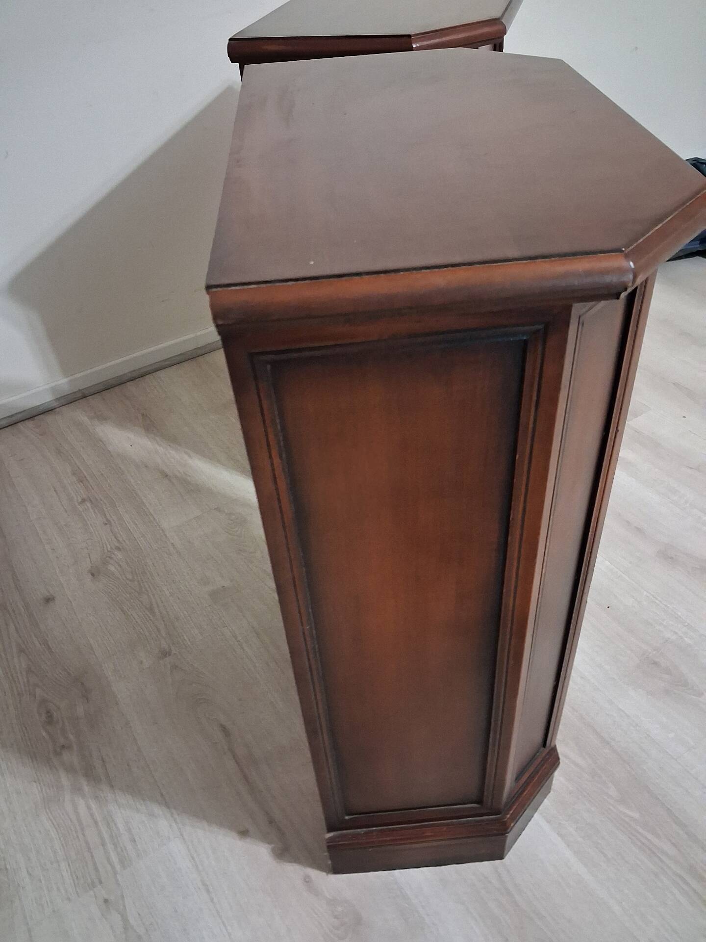 Set of 2 Chest of Drawers with 4 drawers