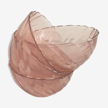 Pink glass bowls from Vereco
