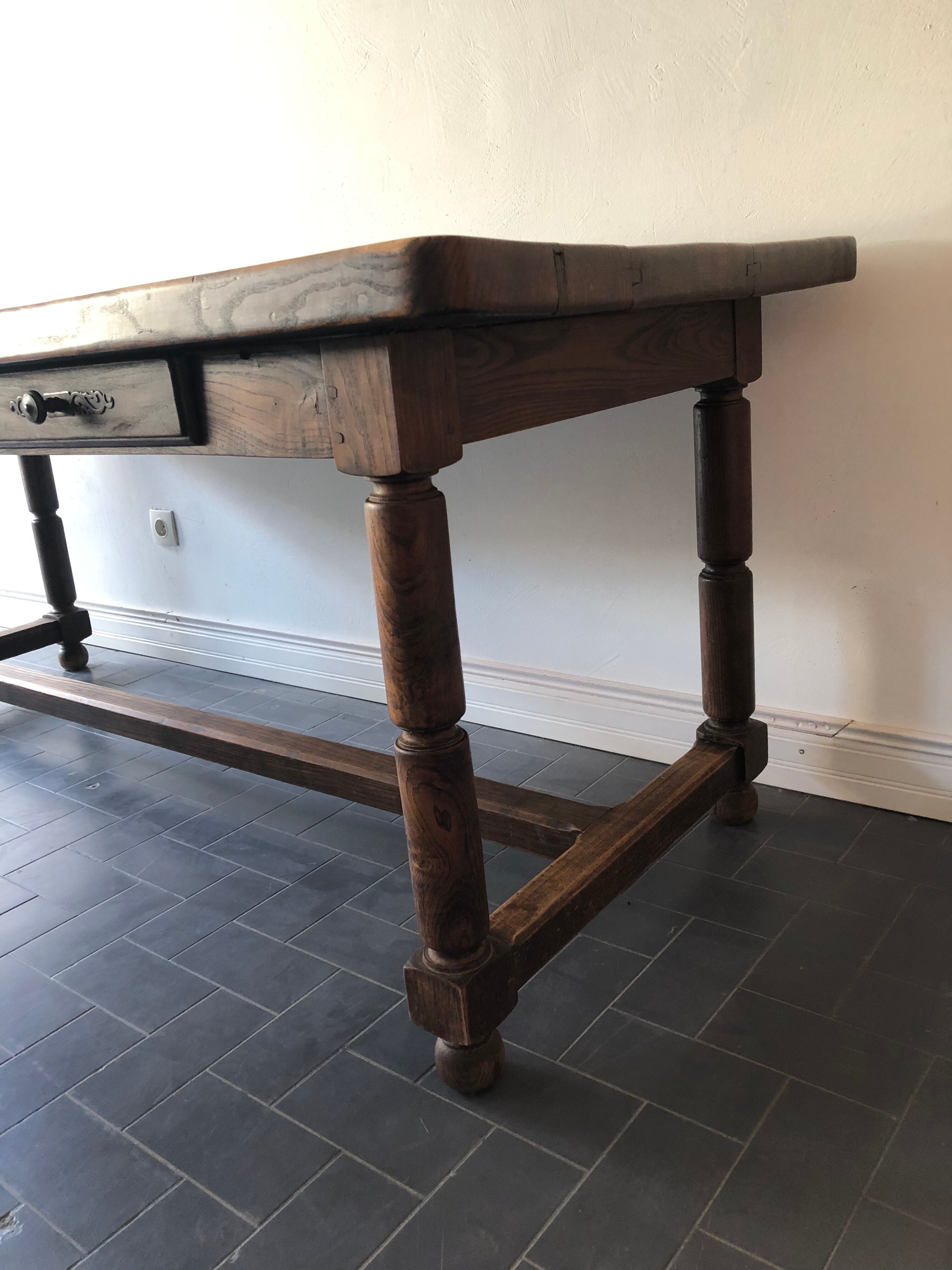 Farm table with stowed
