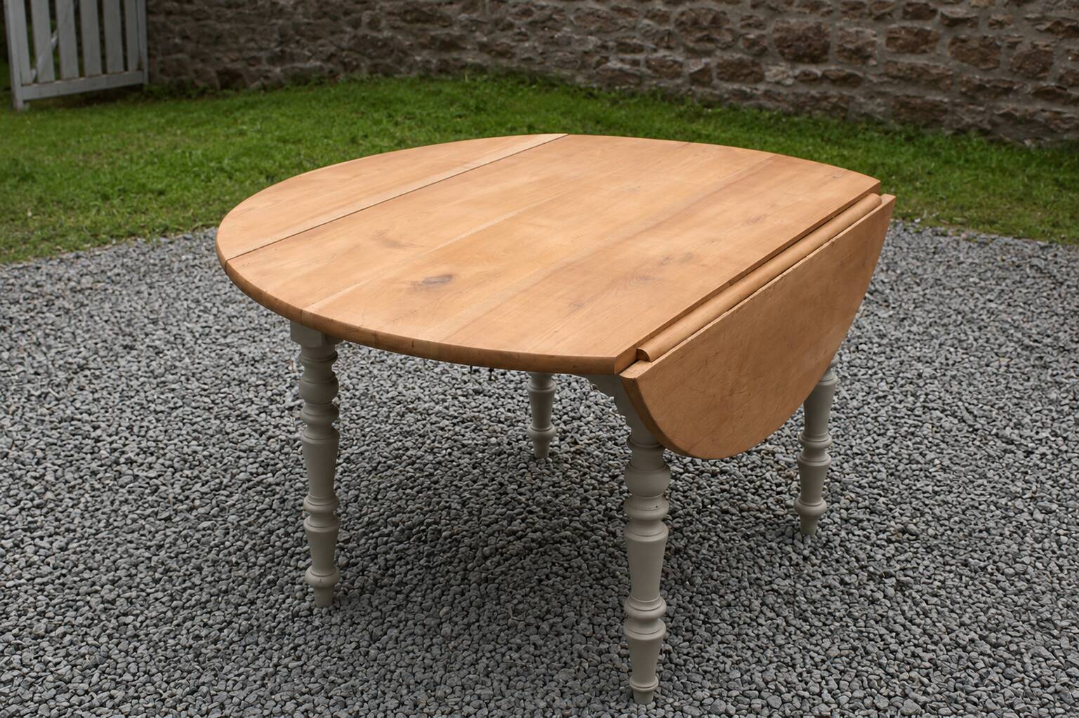 Table de ferme ronde à volets en bois massif – Ø 130 cm