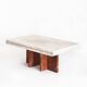 Table basse ou table d'appoint vintage. Marbre. France, années 60.