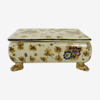 Italian ceramic box CACF FAENZA with floral decoration and lion's paw. Year 70