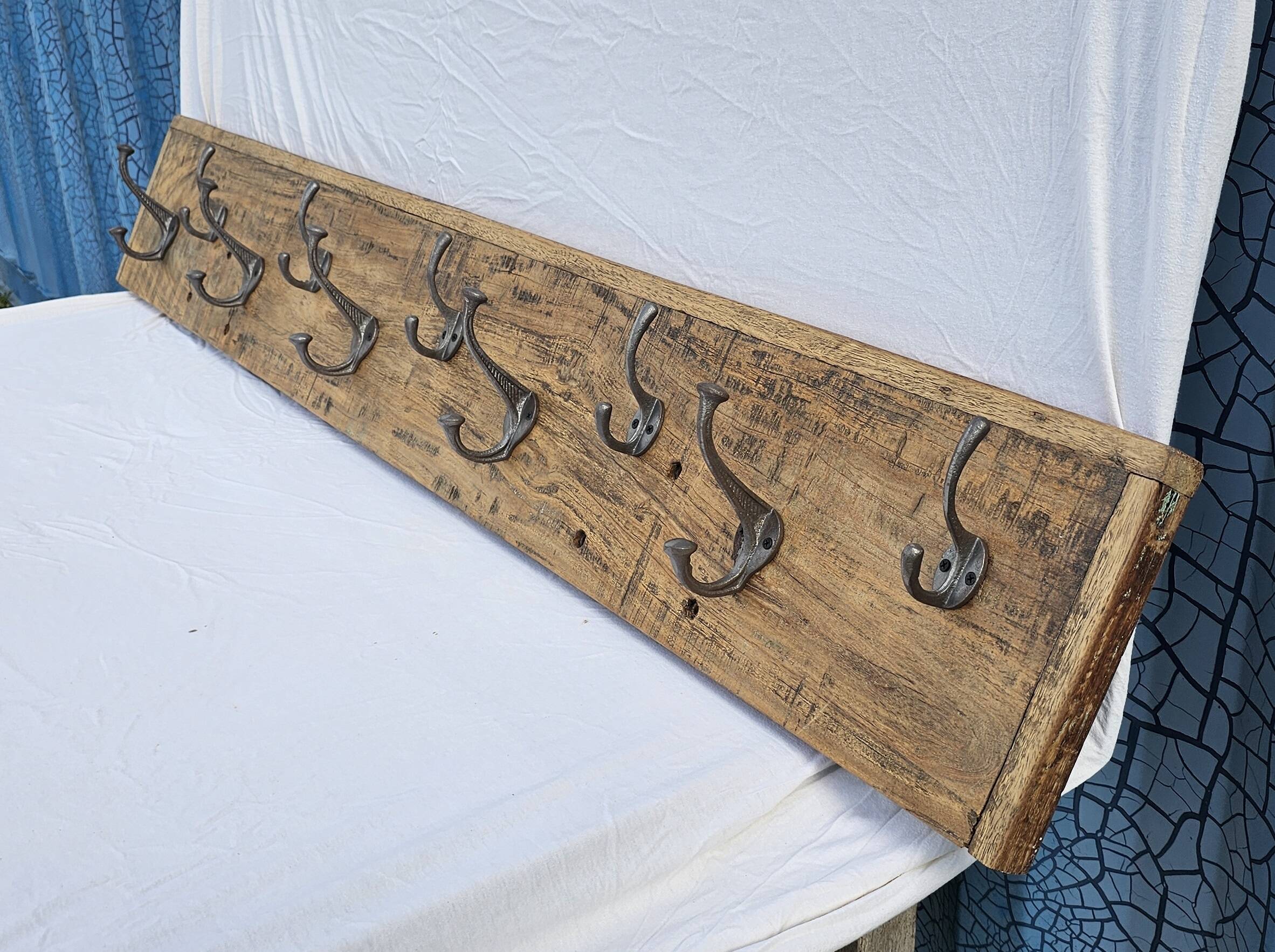 Teak coat rack with 10 double cast iron hooks
