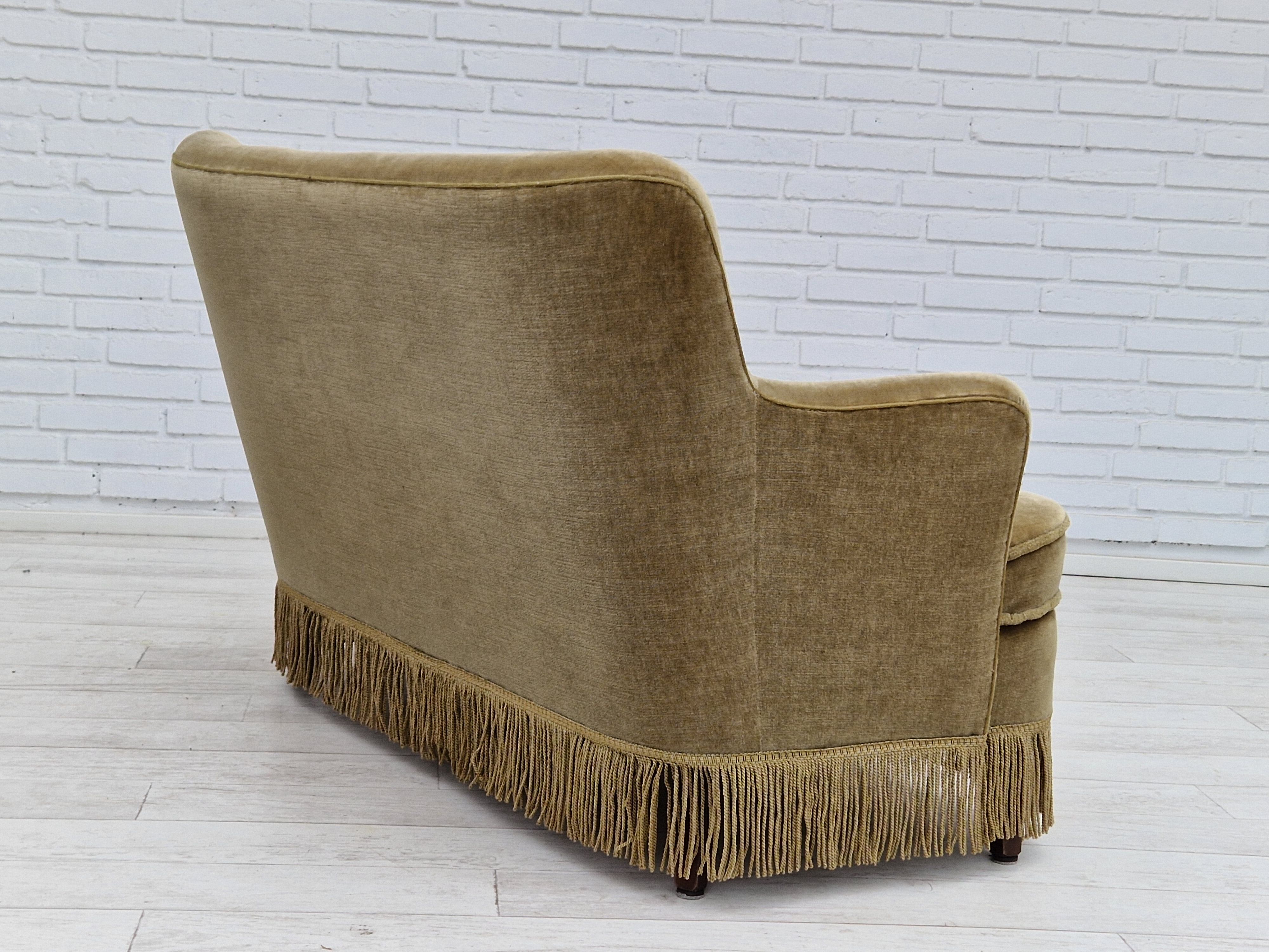 Danish velour 2 seater sofa, original condition, beech wood, 1960s