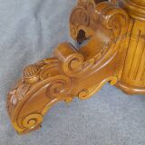 19th century central leg table with extensions