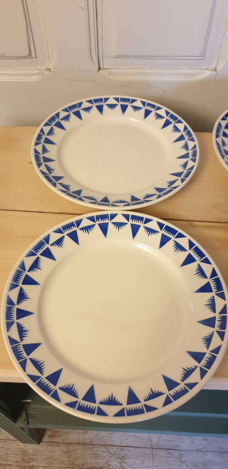 Six Gaston de Badonviller plates