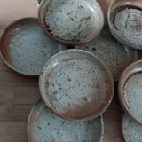 Assiettes creuses en grès de Puisaye par Jean-Pierre Prud'homme