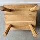 Chaise en bois primitive pour enfant