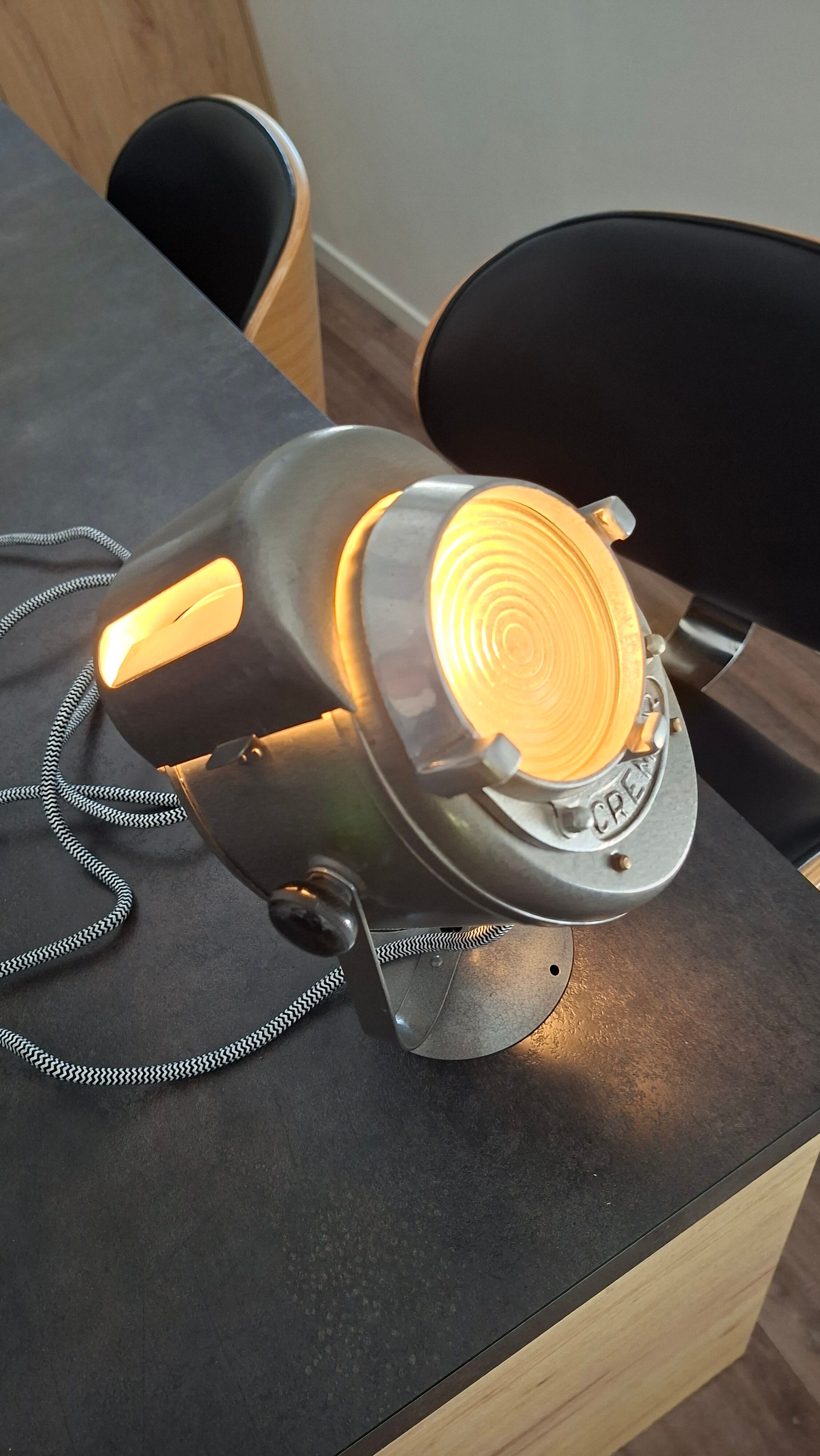 Cremer Paris Projector / Theatre / Cinema / Studio