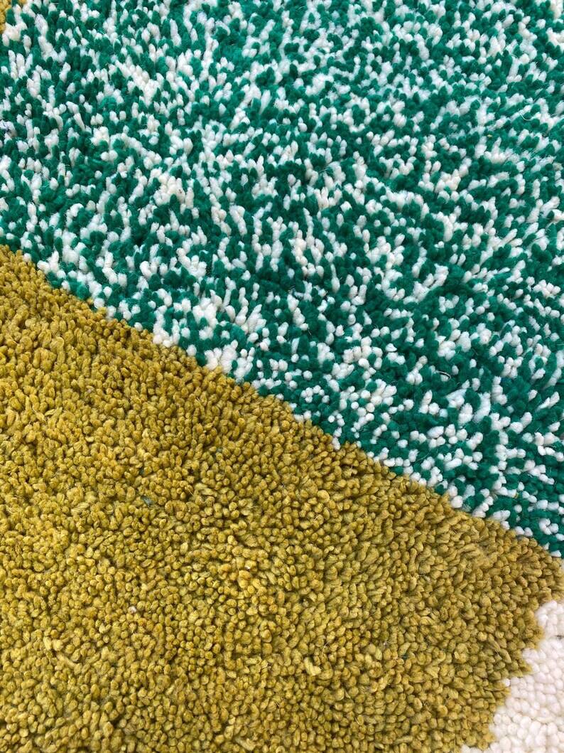 Moroccan Berber rug 250cmx150cm