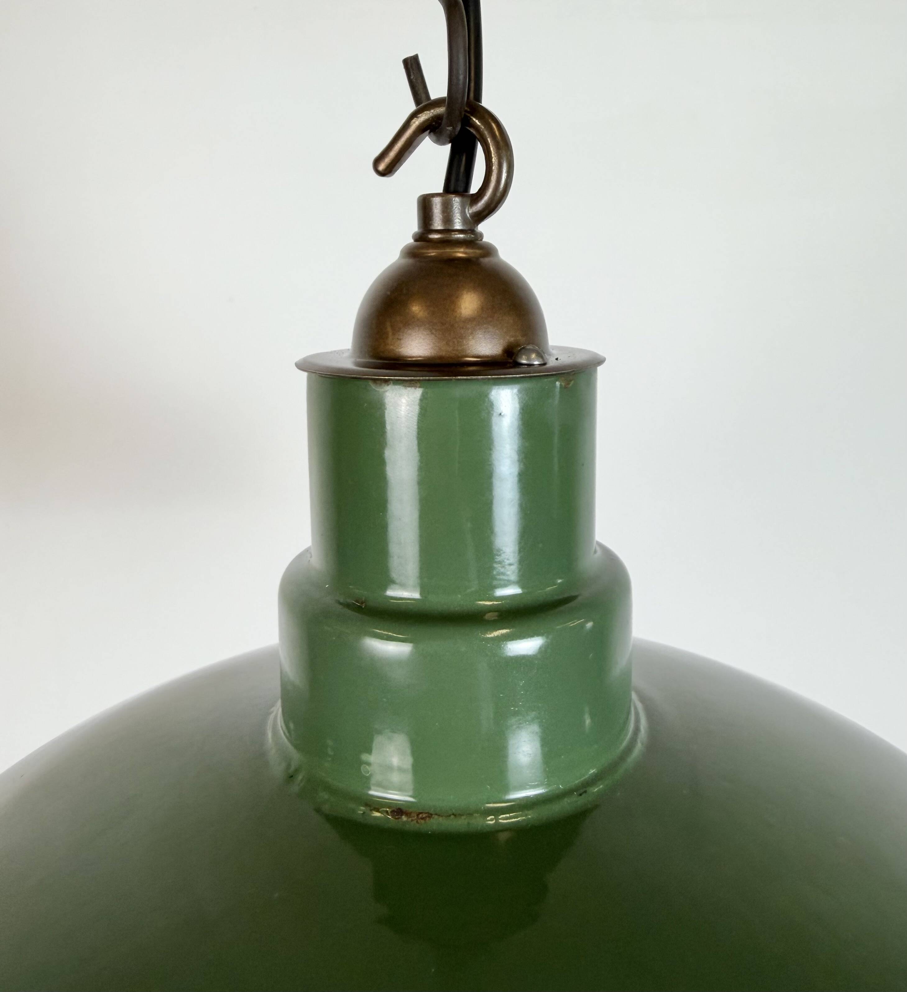 Industrial British Green Enamel Factory Pendant Lamp, 1960s