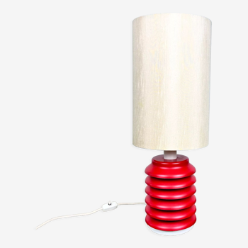 Vintage M red table lamp