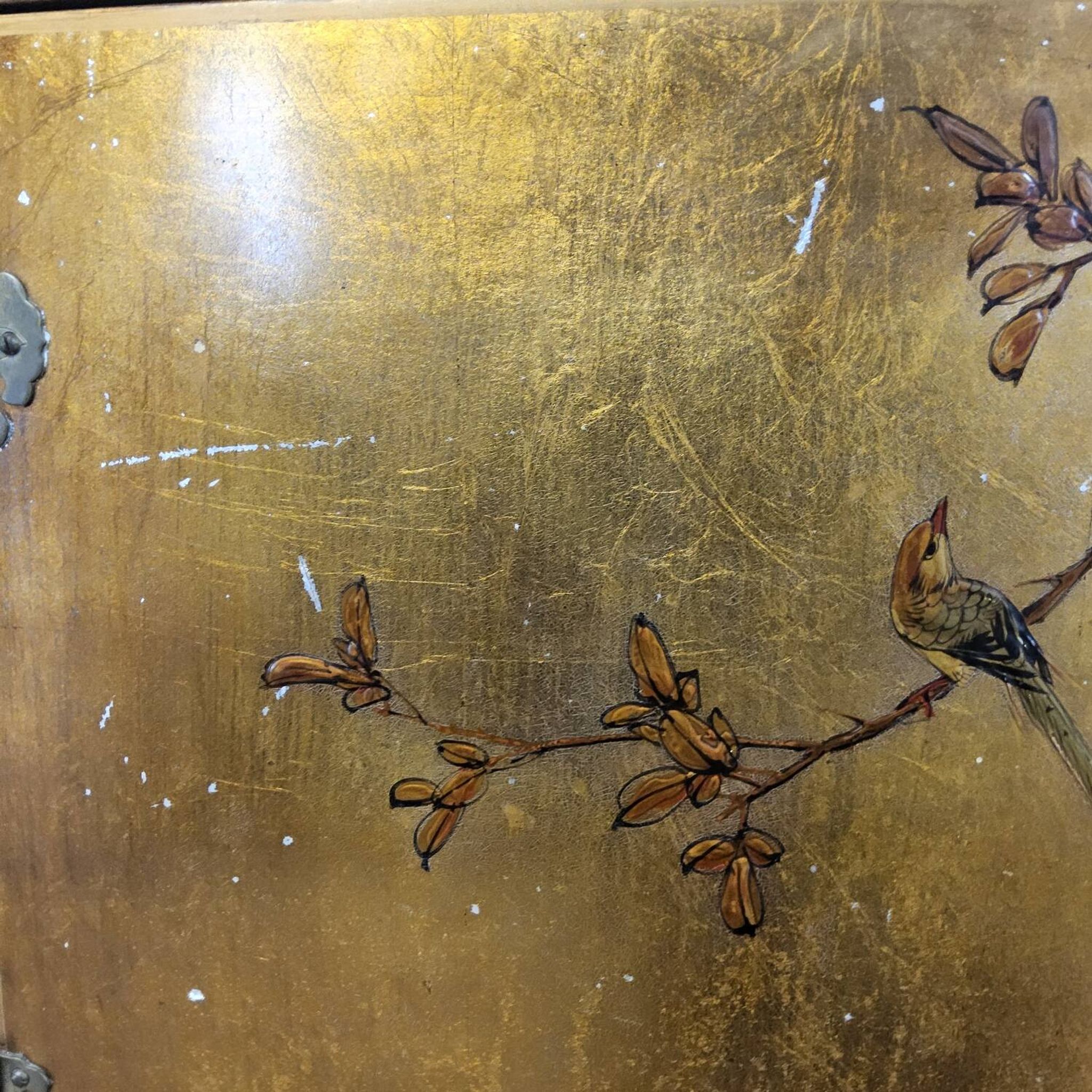 Vintage Chinese cabinet with gold leaf, flowers and birds / oriental