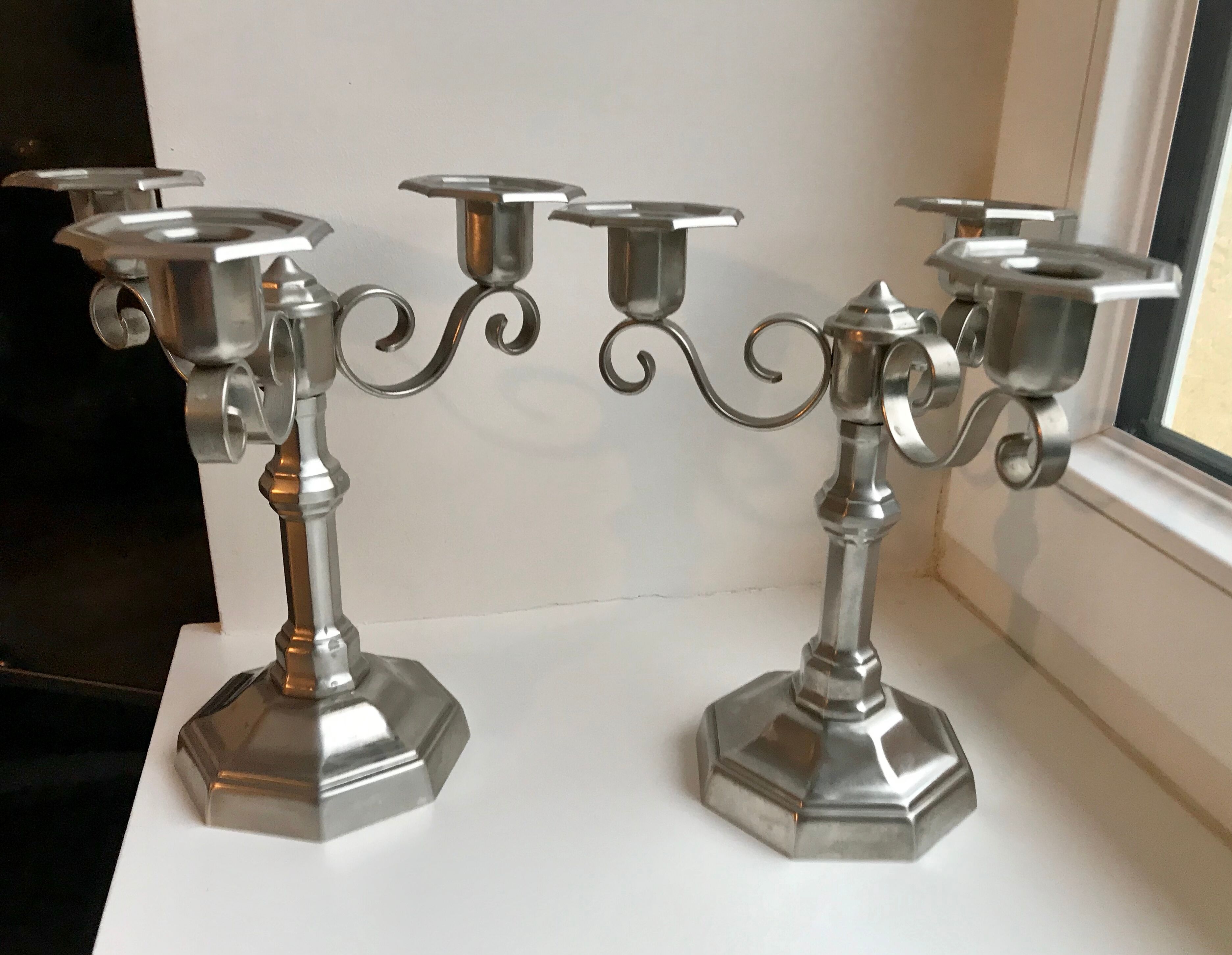 Duo of 3-spoke brass candlesticks art deco 30s