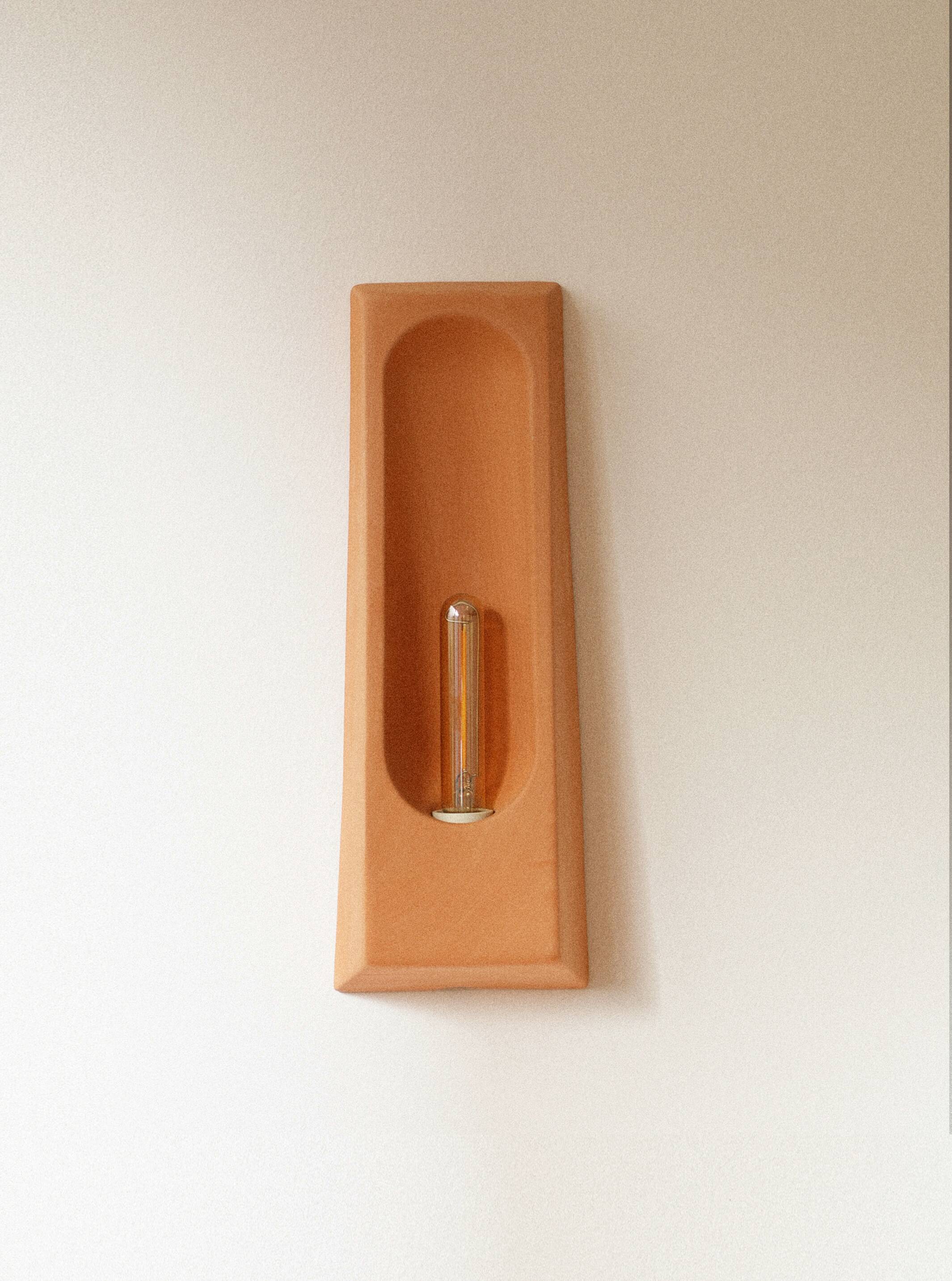 Alcove Terra Matte wall light
