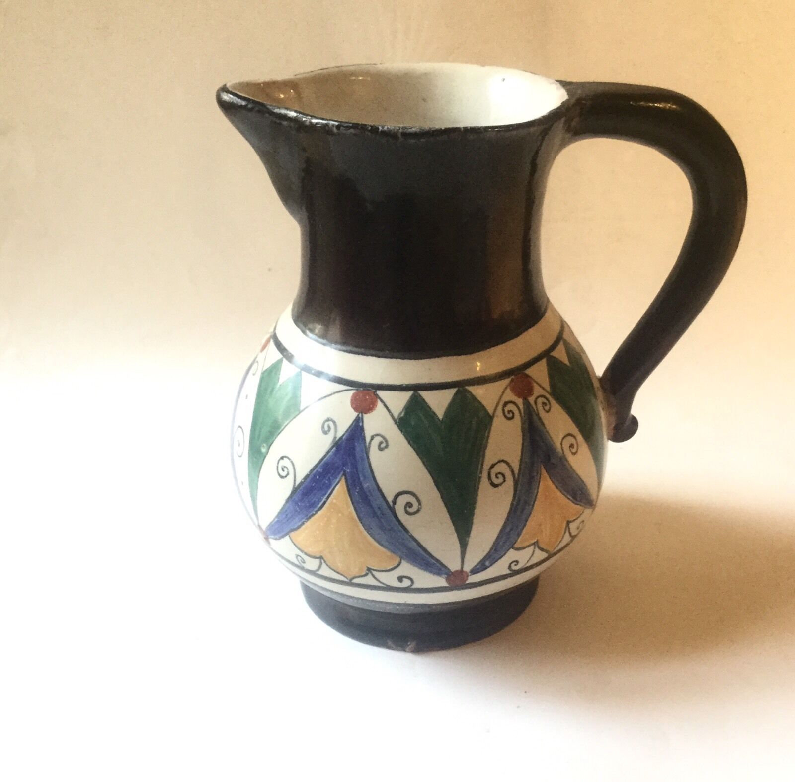 Pitcher Béatrix Poulpard Malicorne 19th century décor in Breton.