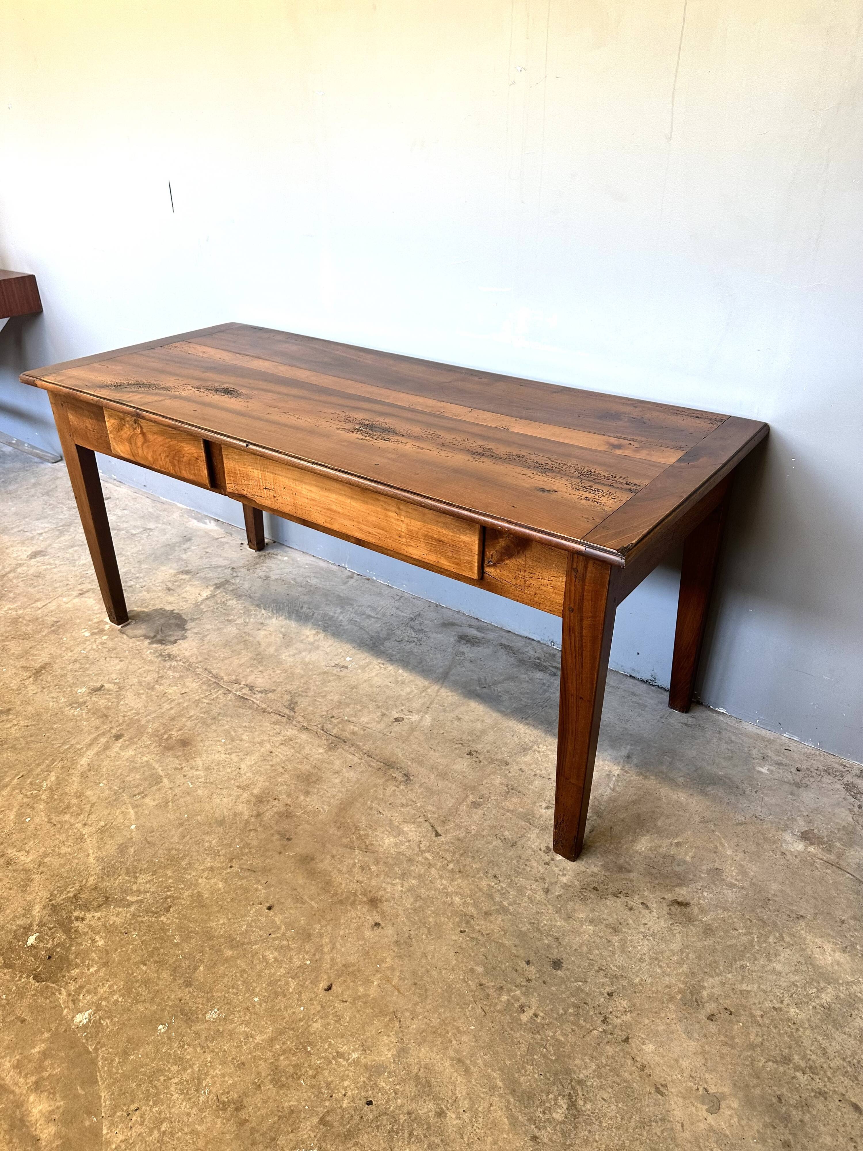Farmhouse table