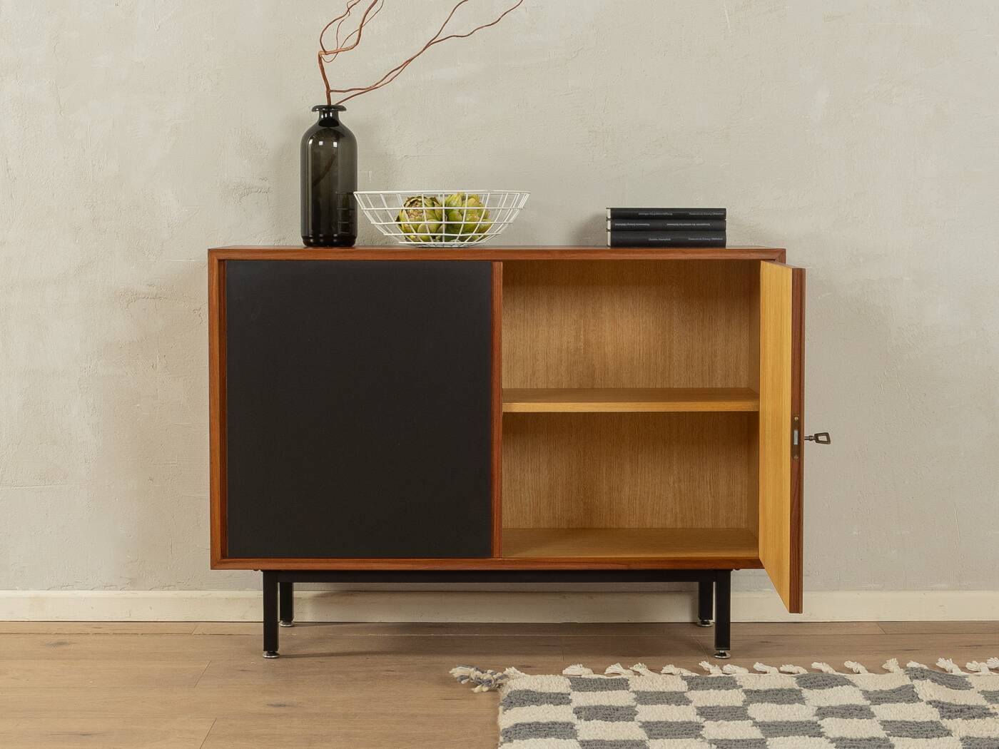 1960s Dresser