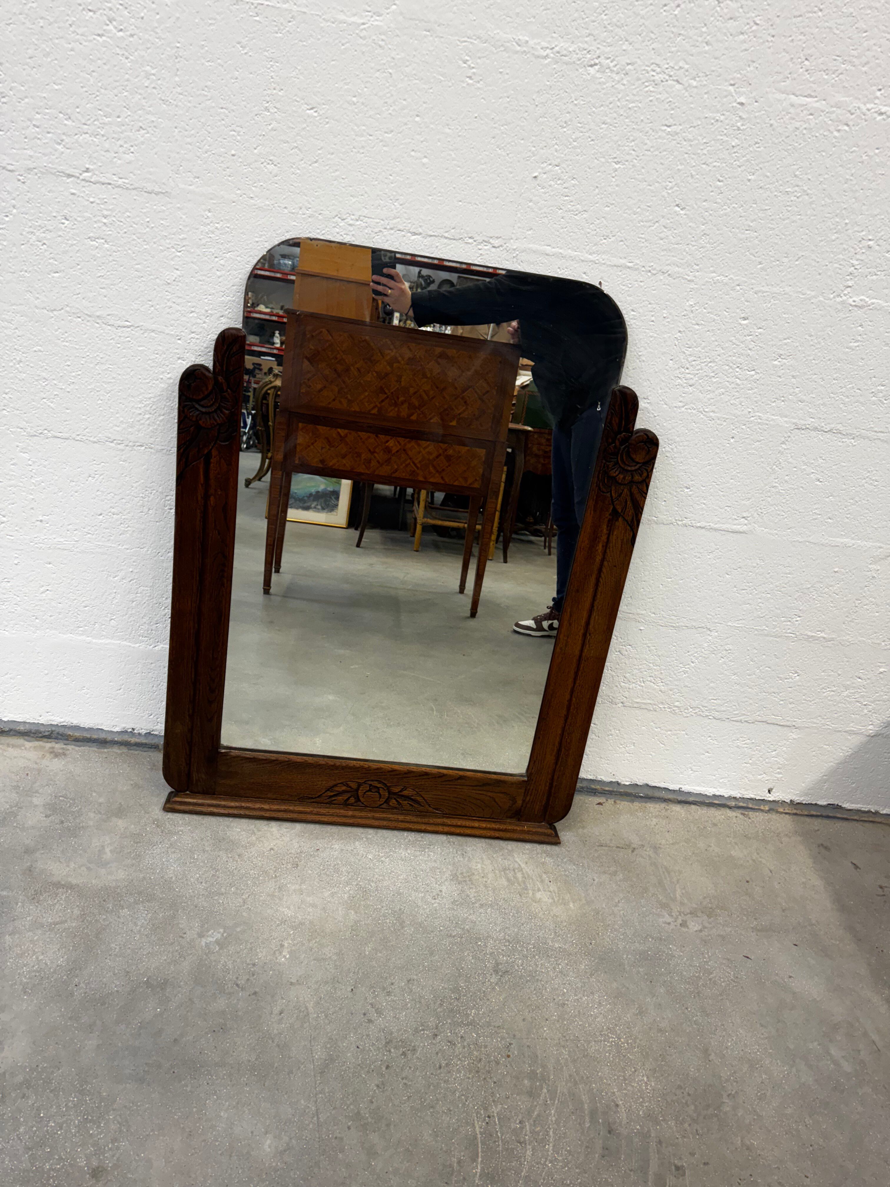 Art Deco mirror in carved oak – 1930s – 102 x 78 cm