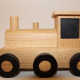 Wooden locomotive
