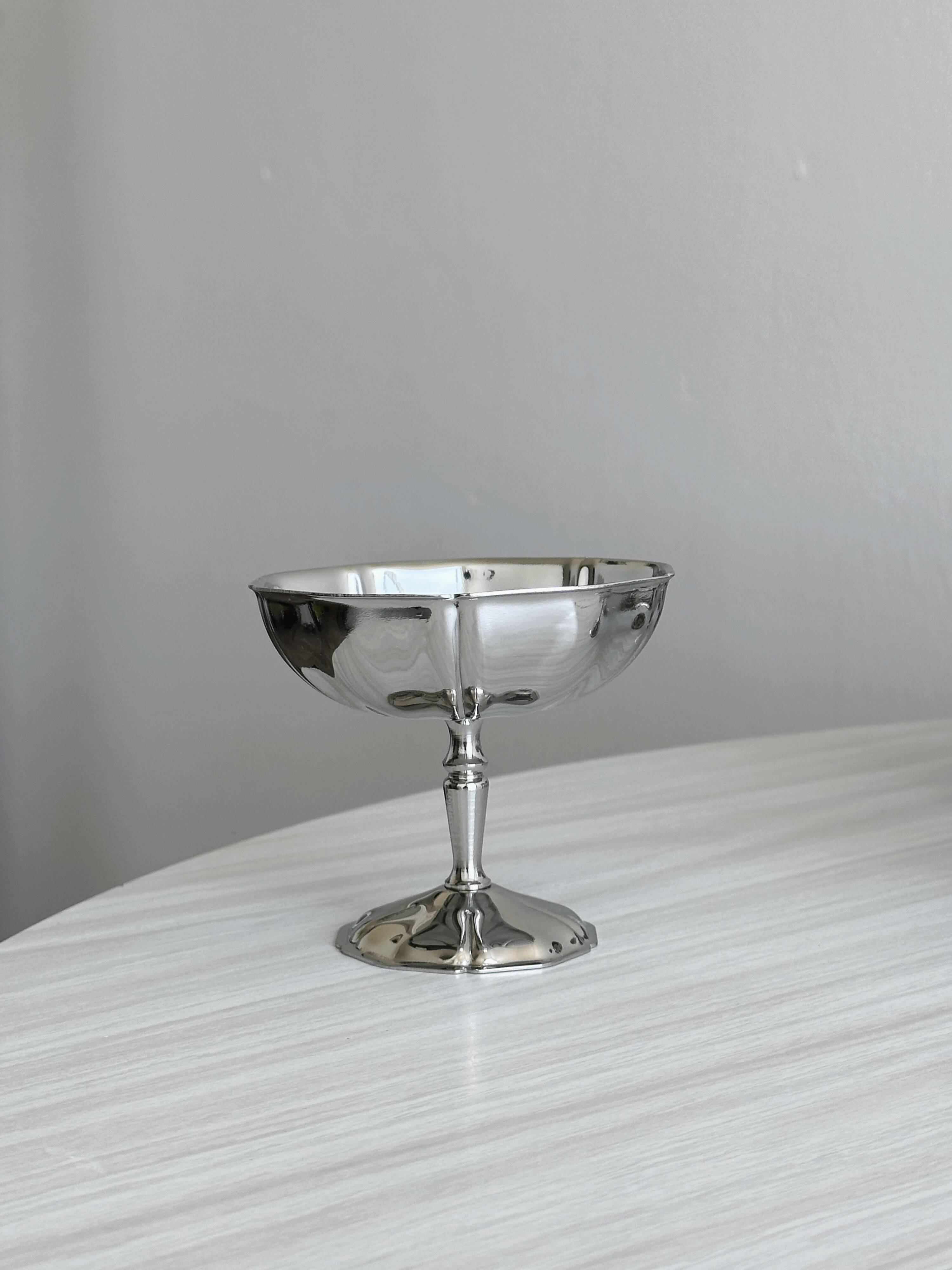 10 Letang Remy stainless steel footed bowls