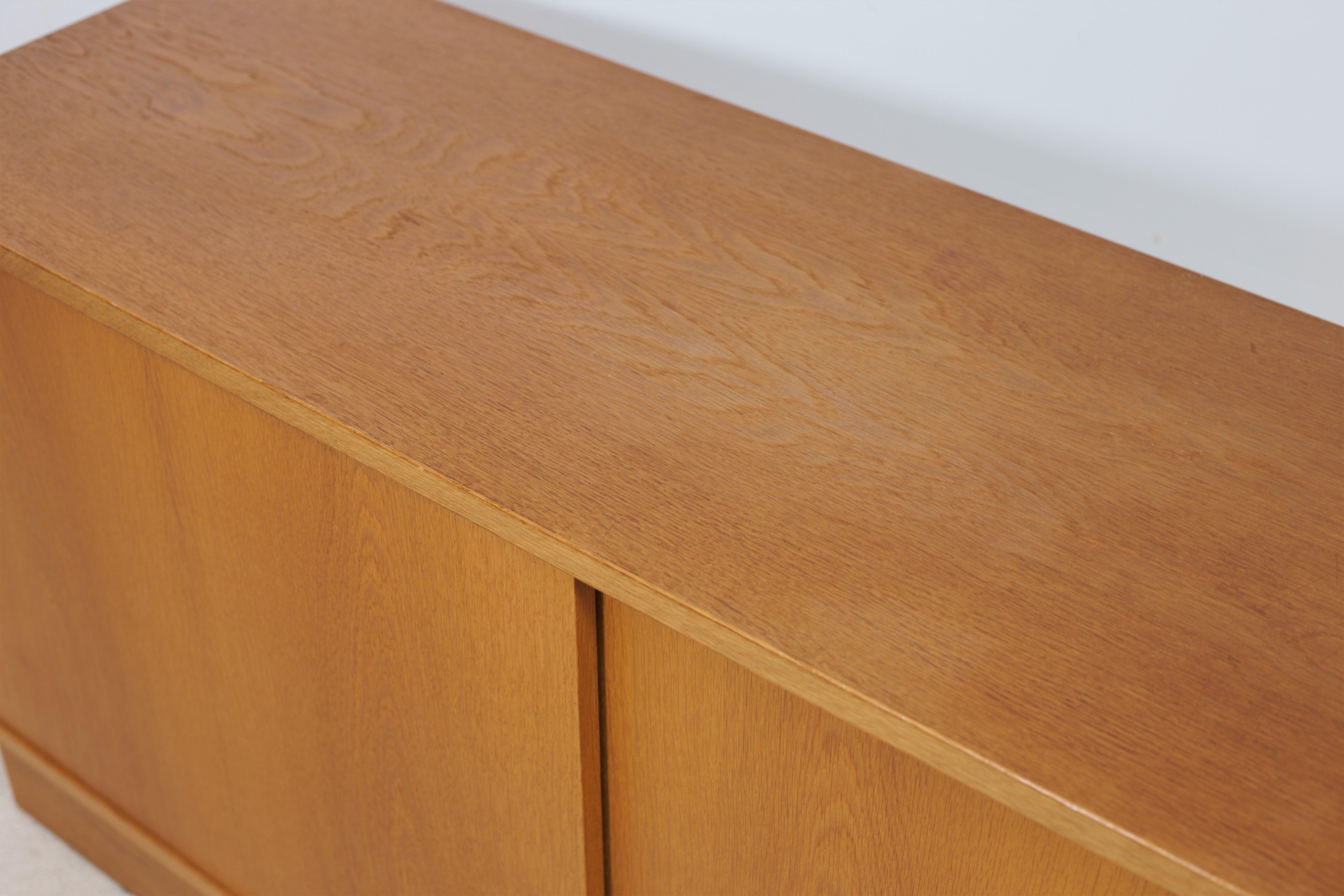 Hundevad oak sideboard