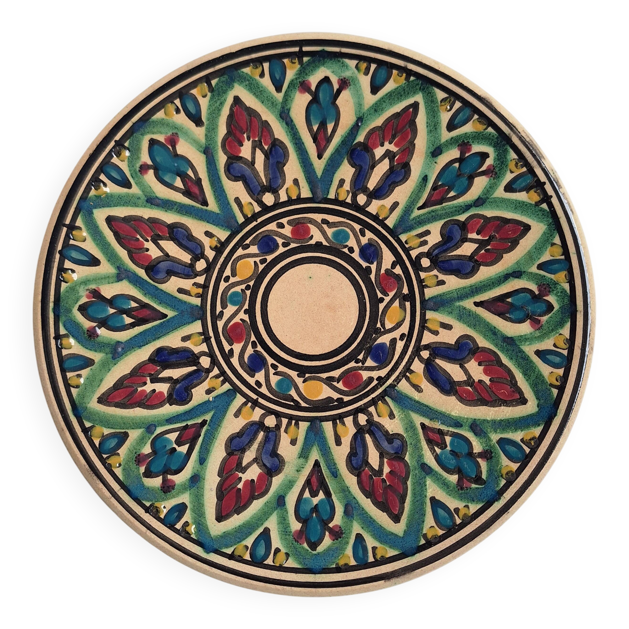 Assiette plate artisanal