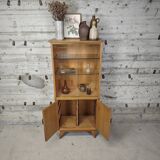 Vintage showcase