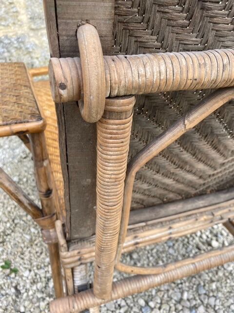 Old rattan chaise longue 20th century