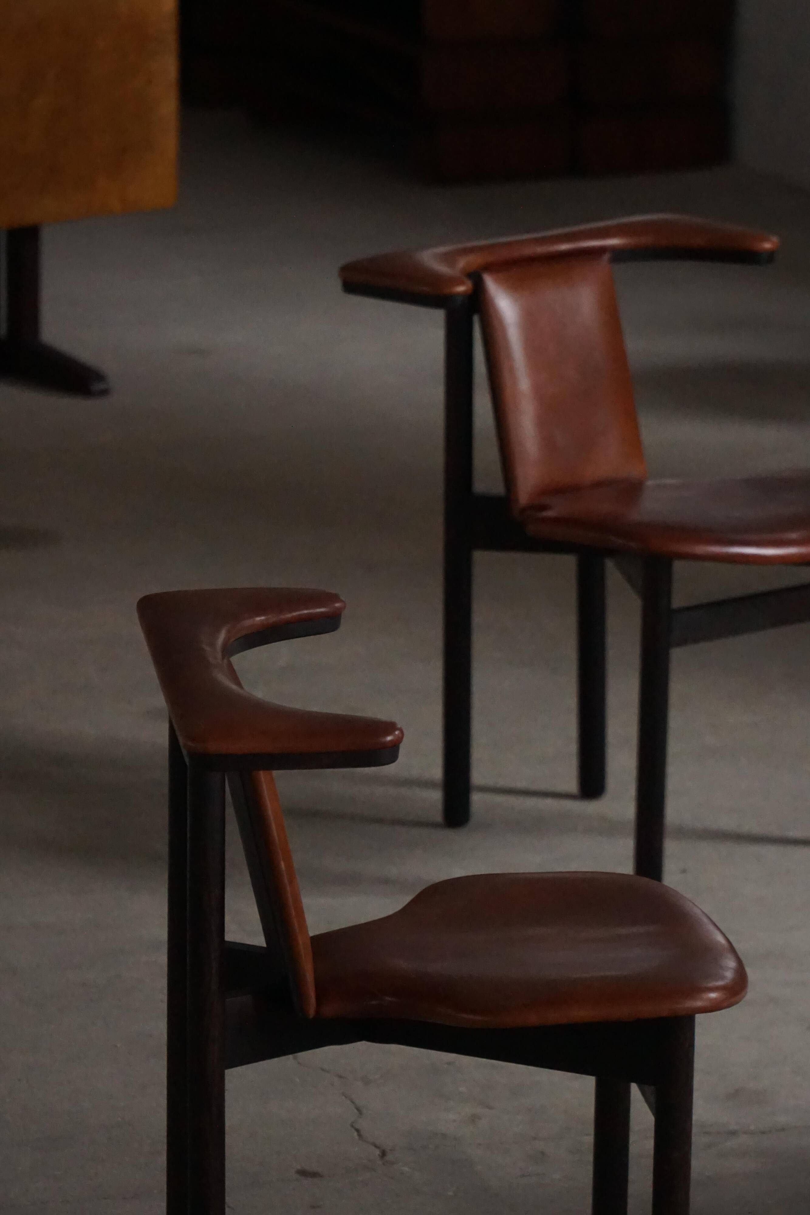 Hans Olsen, Set of 4 Frederik VII dining chairs, oak and leather, mid-20th century