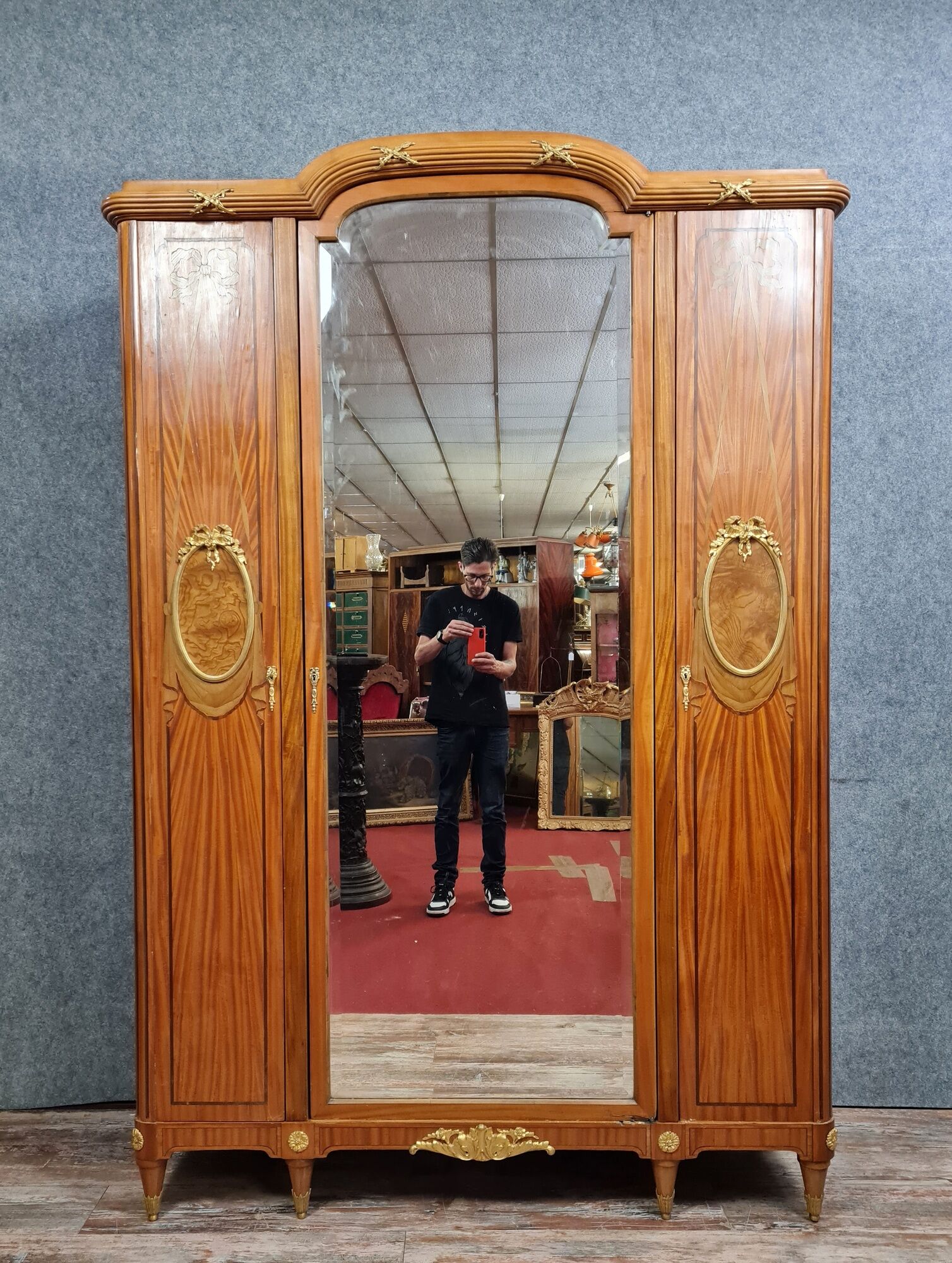 Louis XVI library cabinet in noble wood marquetry around 1850-1880