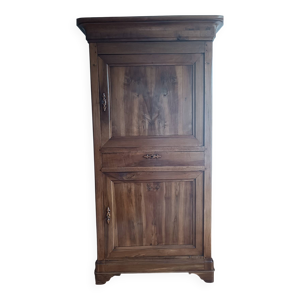 Homme debout Louis Philippe