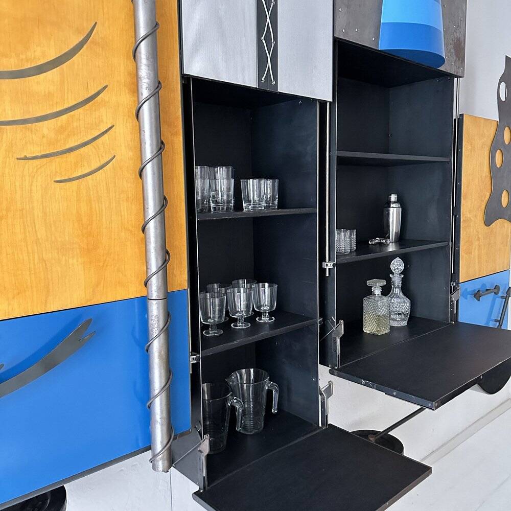 Large Postmodern Wall Unit in Metal and Lacquered Plywood, 1980s