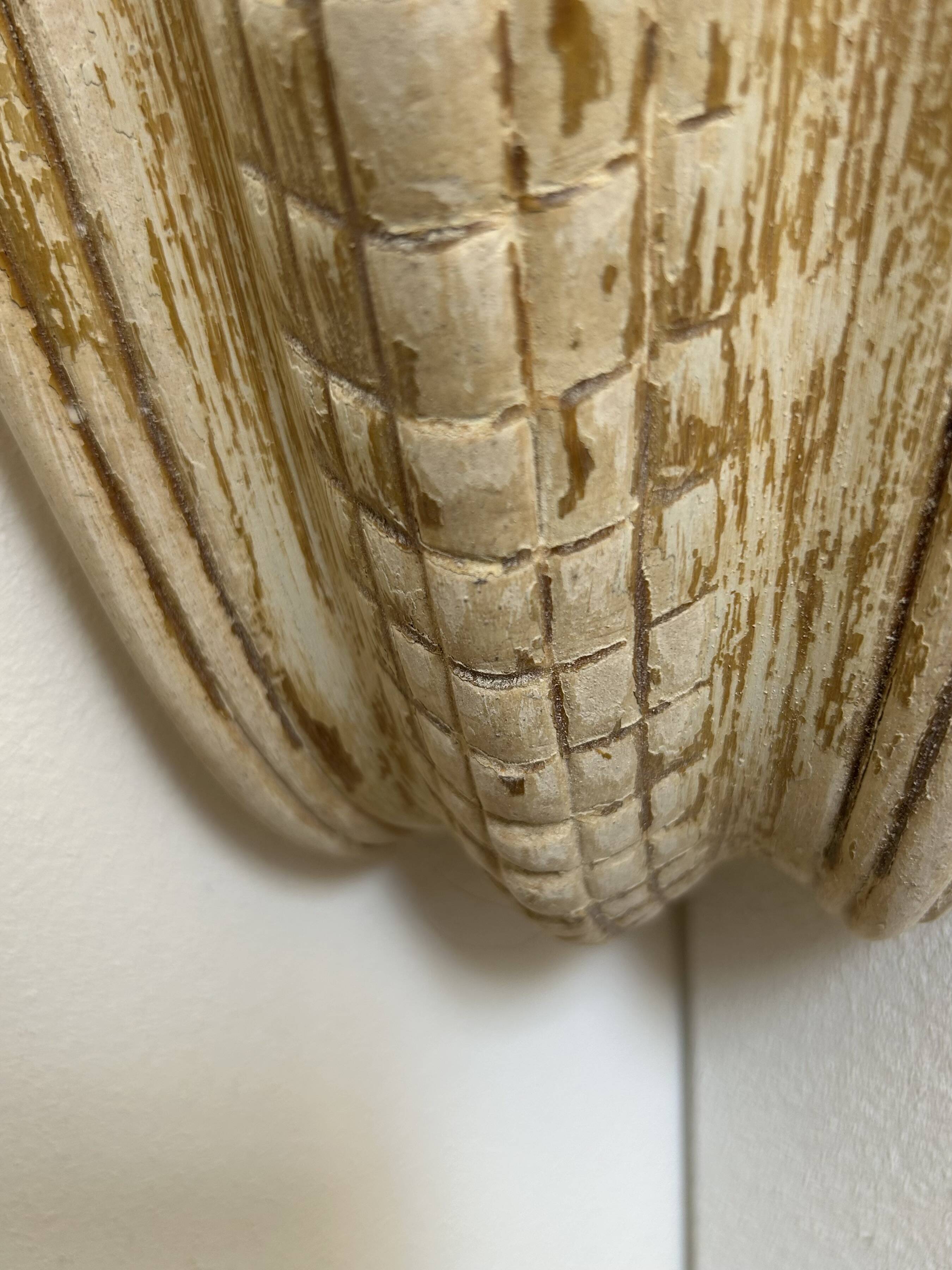 Pair of vintage shell wall lights, beige patinated plaster, France, 1940