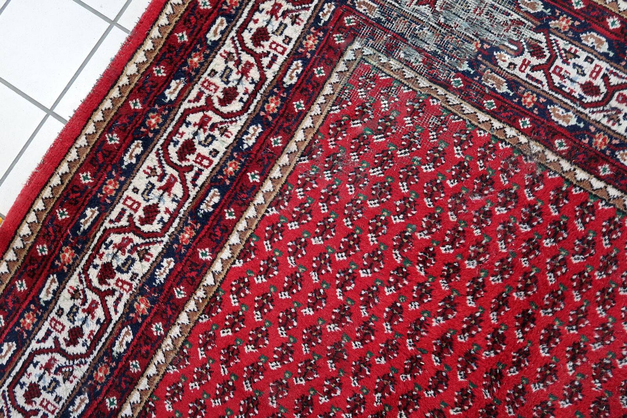 Tapis Vintage Seraband Fait Main en Laine – 174 x 240 cm